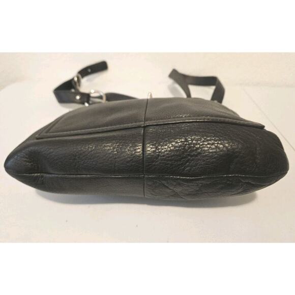 COACH F16533 Penelope Turnlock Black Pebbled Leather Crossbody EUC 11x10 - Picture 6 of 12